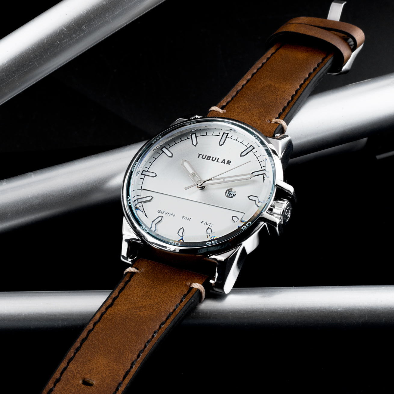 Tubular Modest Master Timepiece – WatchesOO