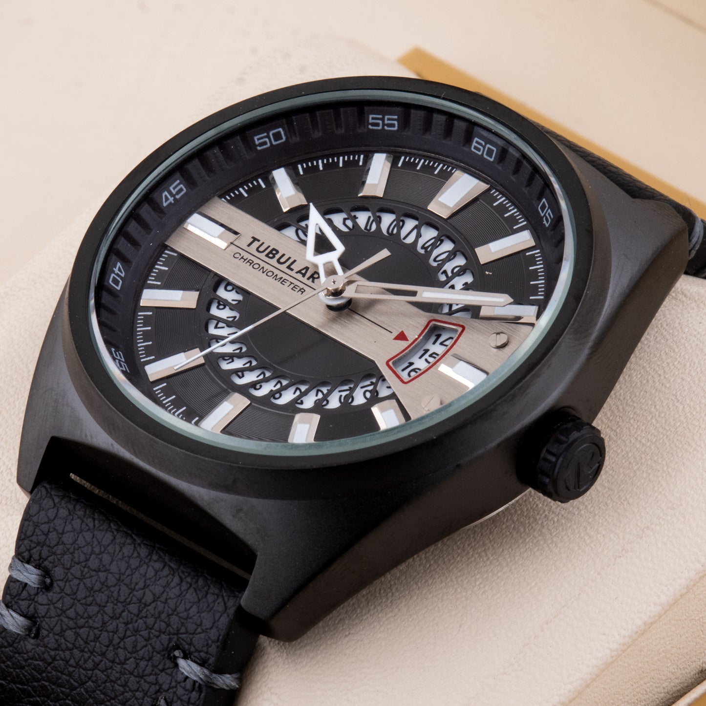 Tubular Presentable Mens Watch